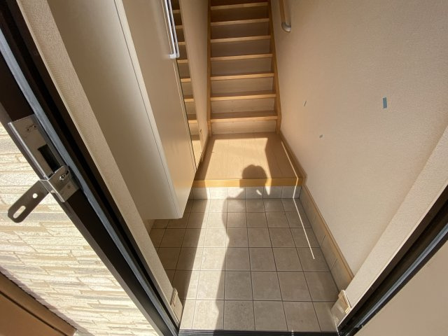 サンリットヴィラＡの玄関