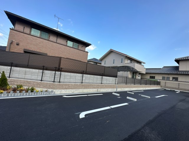 アネモスヒルズ姫路早瀬Ⅱの駐車場