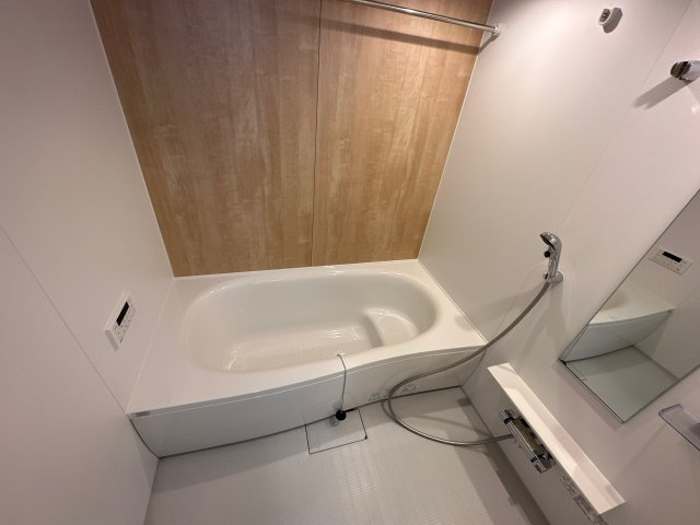 シュライン　ウエストの浴室