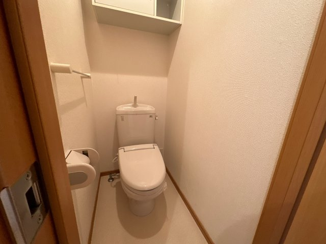 メゾン・カルムⅠのトイレ