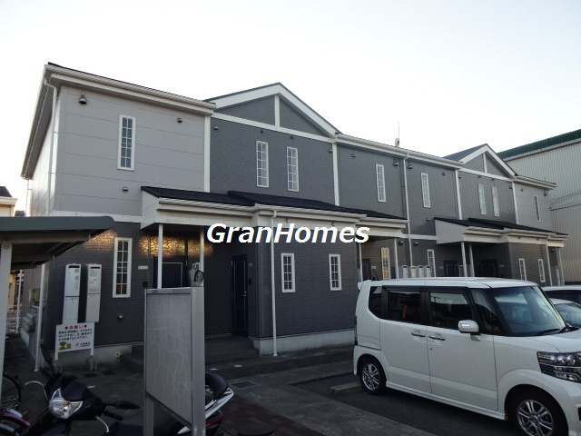 サンシャルマン細江の外観