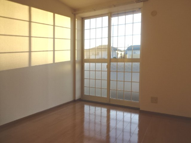 サンシャルマン細江の居間・リビング