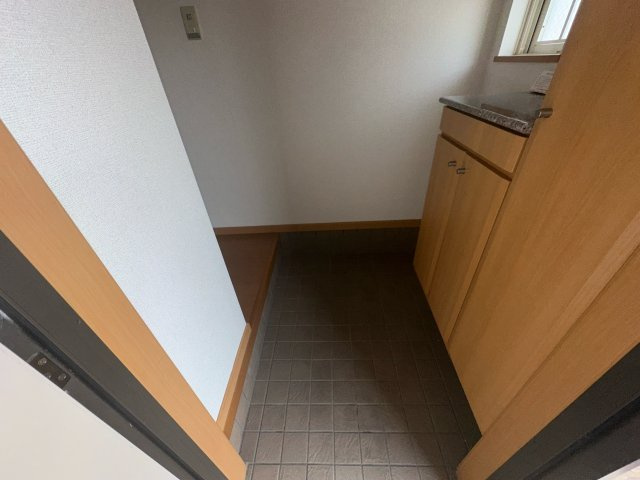 コータ・コートの玄関