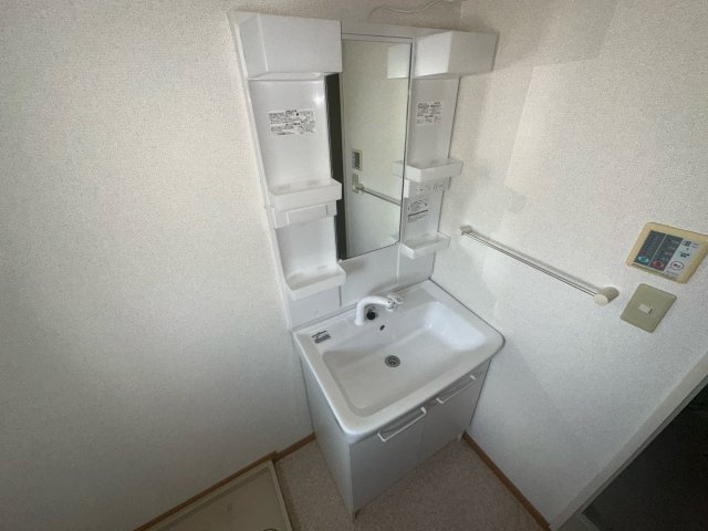 コータ・コートの洗面所