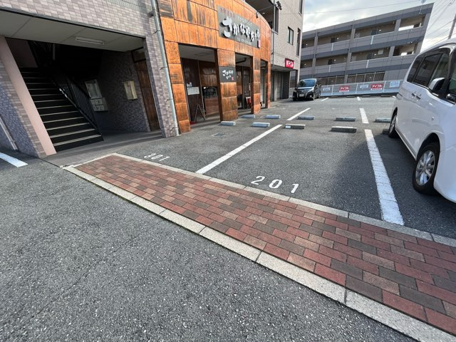 カサ・ヴィアーレの駐車場