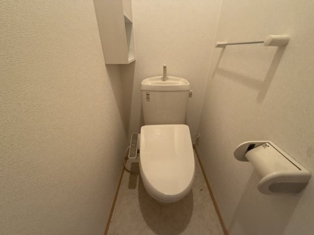 ワイズ　コンブリオⅣのトイレ