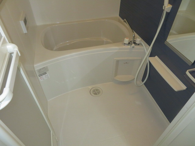 ドゥー・ファミーユⅡの浴室