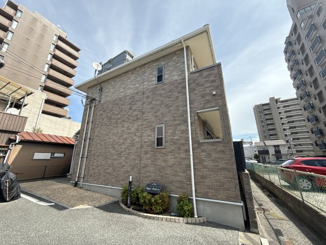 メガ・パラーシオの外観
