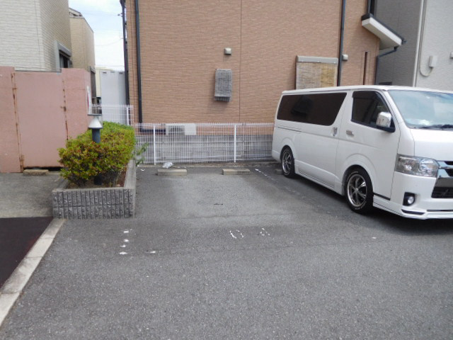 パークサイドⅡの駐車場