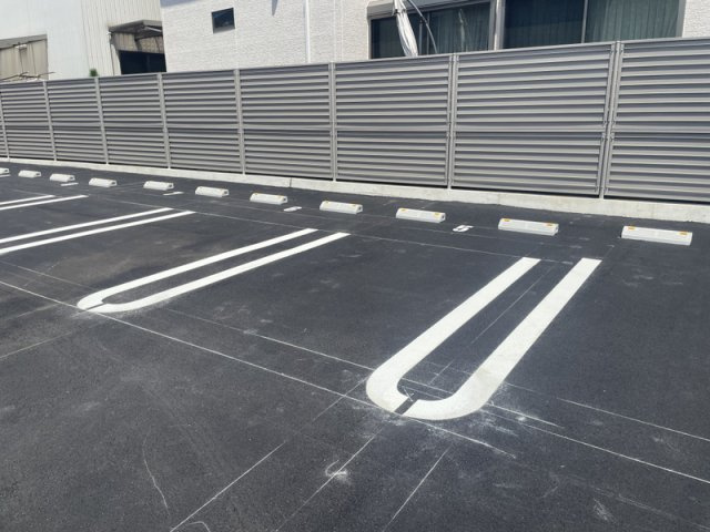 エスポアール姫路東の駐車場