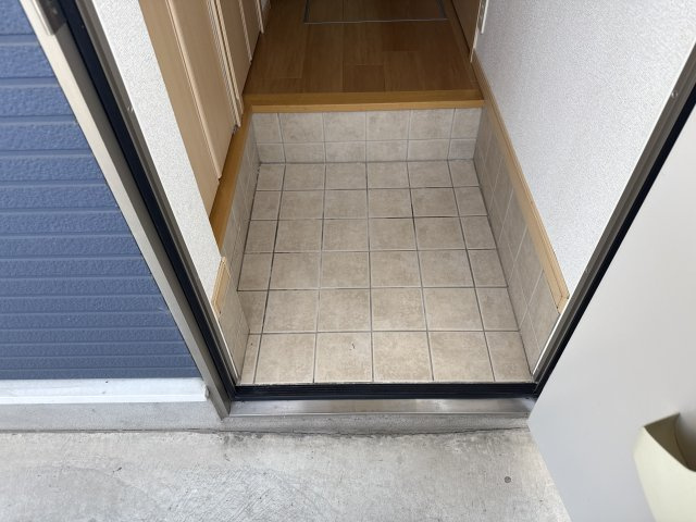アウローラ市川の玄関