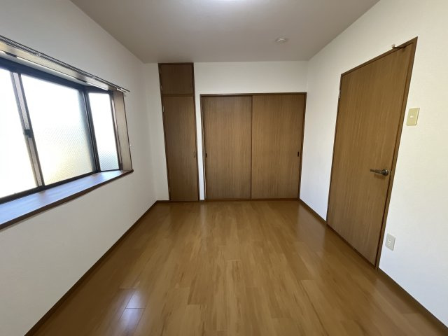 ハイツ渚の寝室