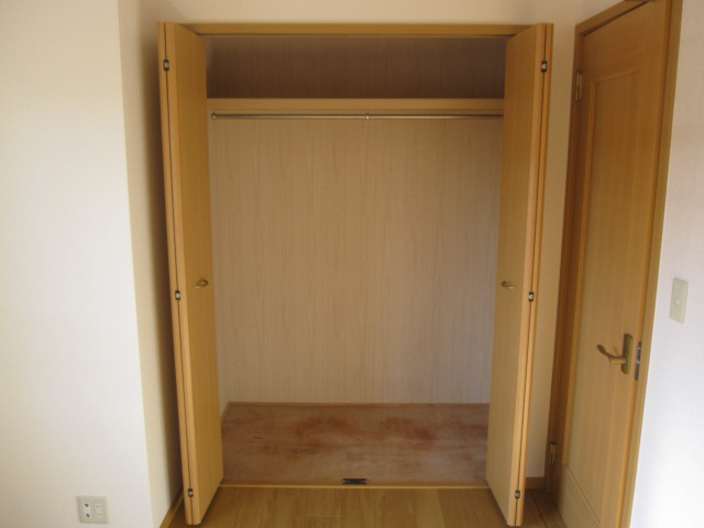 フリーデンＢの収納