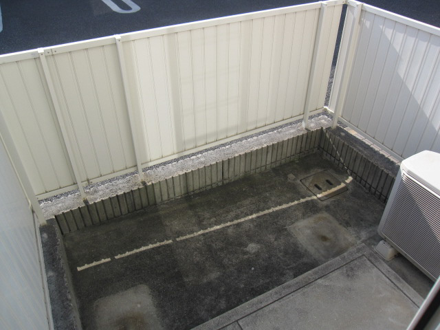 フリーデンＢの庭