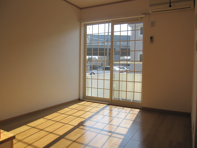 フリーデンＢの居間・リビング