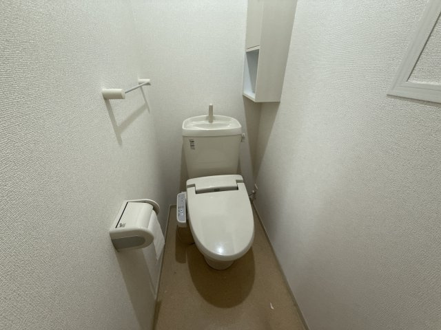 アン・グランジェのトイレ