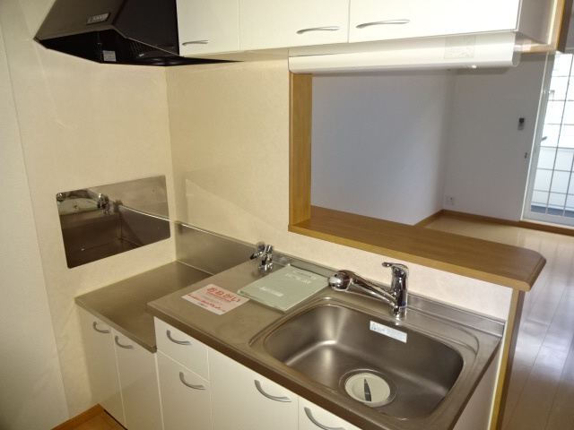 メゾン・ド・花水木　弐番館のキッチン