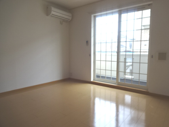 メゾン・ド・花水木　弐番館