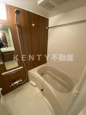 【浴室】 | ＢｌｕＲｏｃｋ大鳥居 | 落ち着いた空間のお風呂です