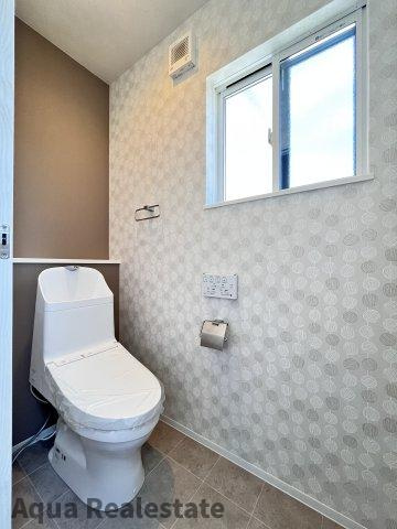 高松市香西北町の中古一戸建のトイレ