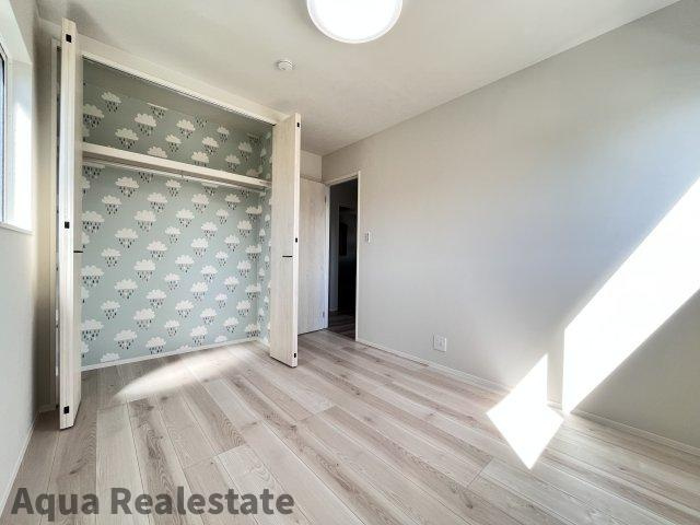 高松市香西北町の中古一戸建の洋室