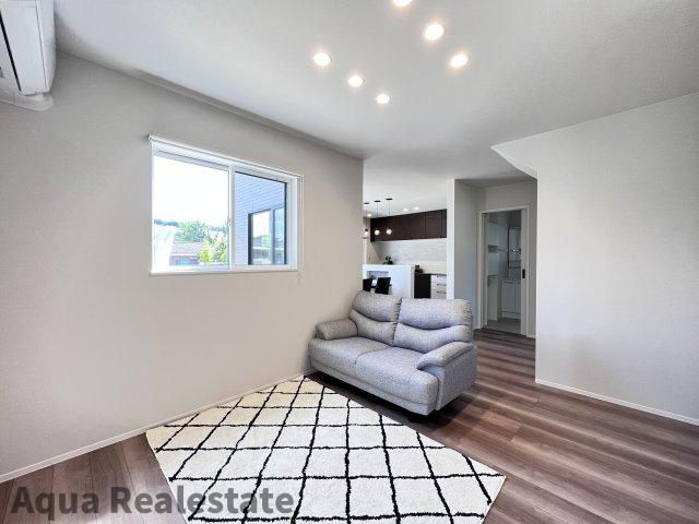 高松市香西北町の中古一戸建の居間・リビング