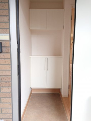 【玄関】 | コンフォール・ヴィラD棟