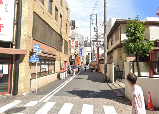 愛泉ビルの周辺