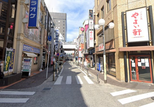 愛泉ビルの周辺