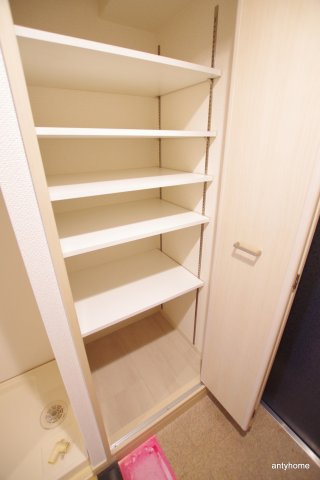 ファミールリブレ梅田東　仲介手数料無料の収納