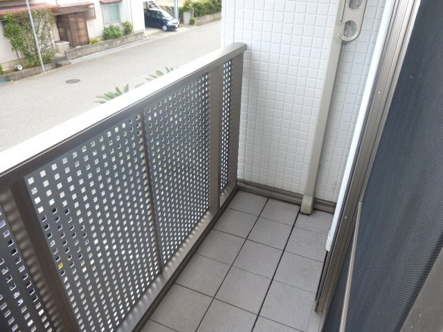 カーサトレスA棟のバルコニー