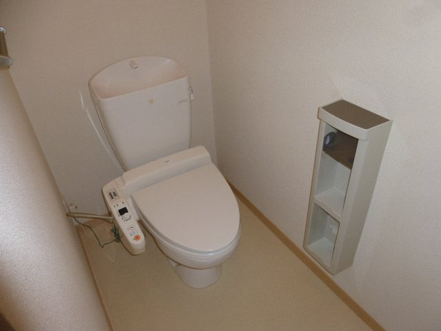 カーサトレスA棟のトイレ