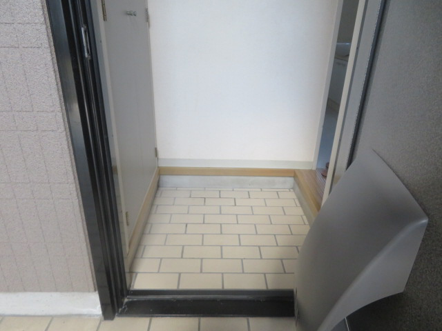 コスモポートの玄関