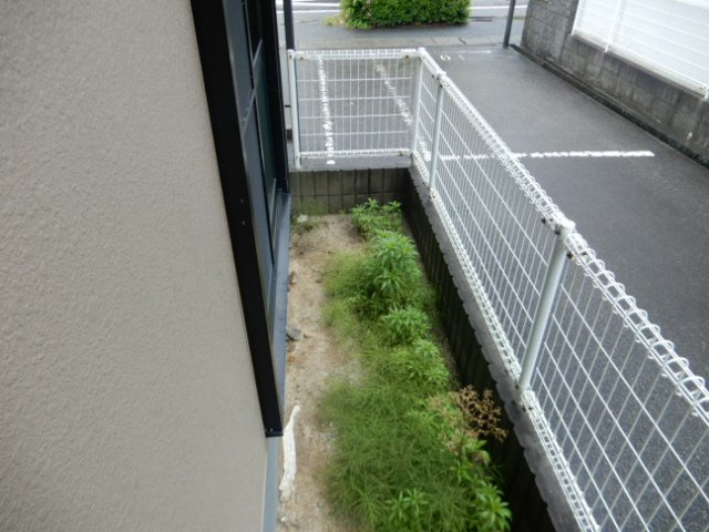 ベネッセ山手のバルコニー