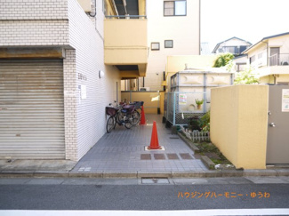 【エントランス】