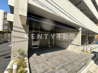 【エントランス】 | 落ち着いたエントランスです