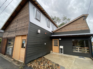 【外観】 | ”繊維の街一宮“の象徴「のこぎり屋根工場」がワークサロンとして再生♪