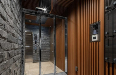 【エントランス】 | Neo