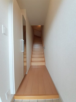 【玄関】 | レーブ立野