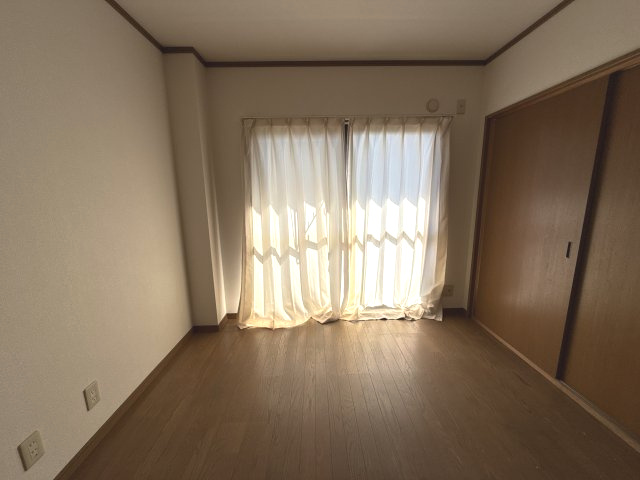 蒲田ハイツの居間・リビング