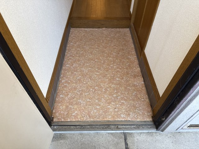 蒲田ハイツの玄関