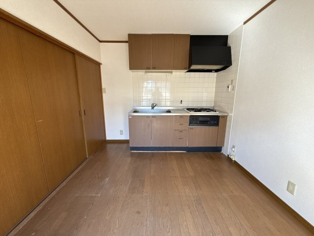 蒲田ハイツの居間・リビング