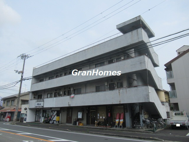 栄マンションの外観