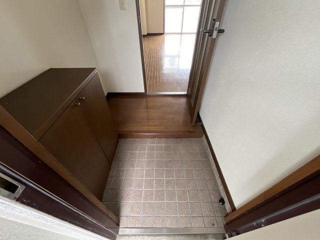 シティライフ北条の玄関