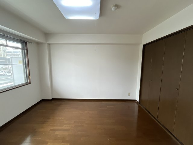 シティライフ北条の洋室