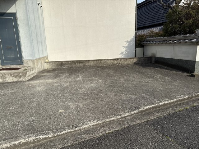 白岡ハイツの駐車場