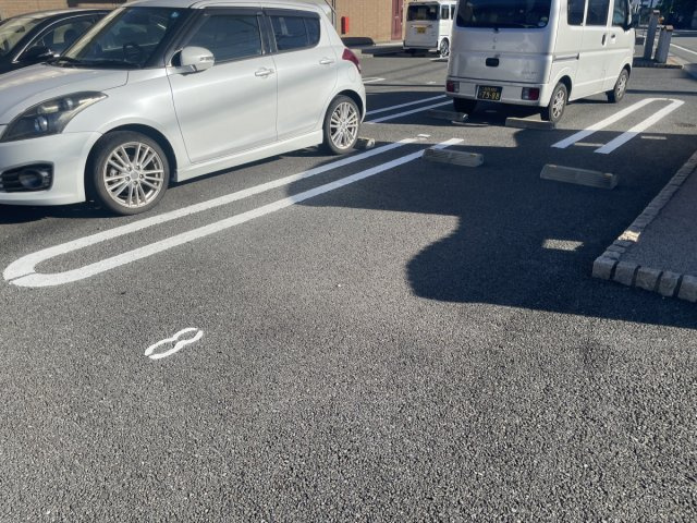 アビタシオンの駐車場