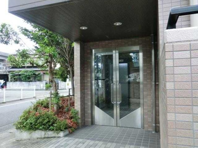 【エントランス】 | シャルマン新田２１