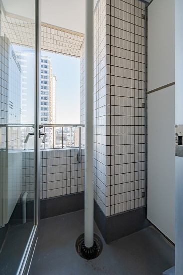 港区芝浦４丁目の賃貸マンションのバルコニー