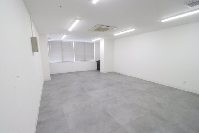 アサヒビルの内装